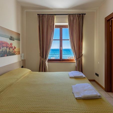 Locanda Le Palafitte Бардолино Экстерьер фото