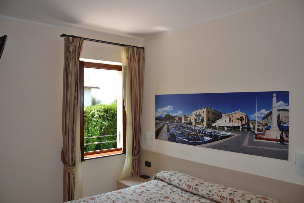 Locanda Le Palafitte Бардолино Номер фото